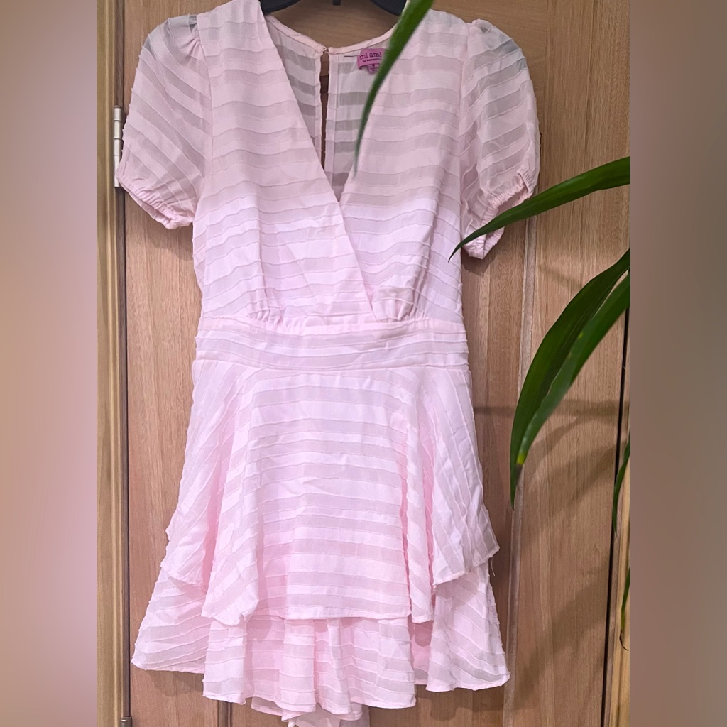 Mi Ami Pink Tiered Dress Size Small